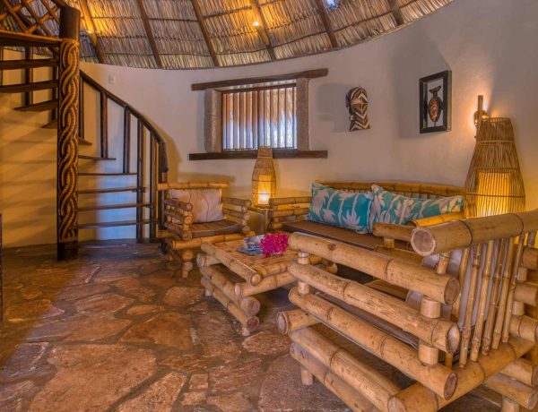 bungalow-gigante-frente-a-la-playa-en-tola-rivas-nicaragua